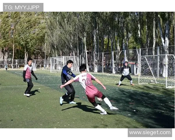 足球明星齐聚一堂精彩瞬间尽在竞猜图片中展现魅力与风采